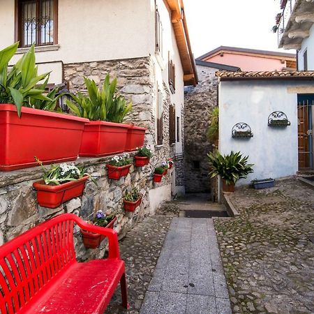 Il Sogno Di Claudia Apartment Gera Lario Exterior foto